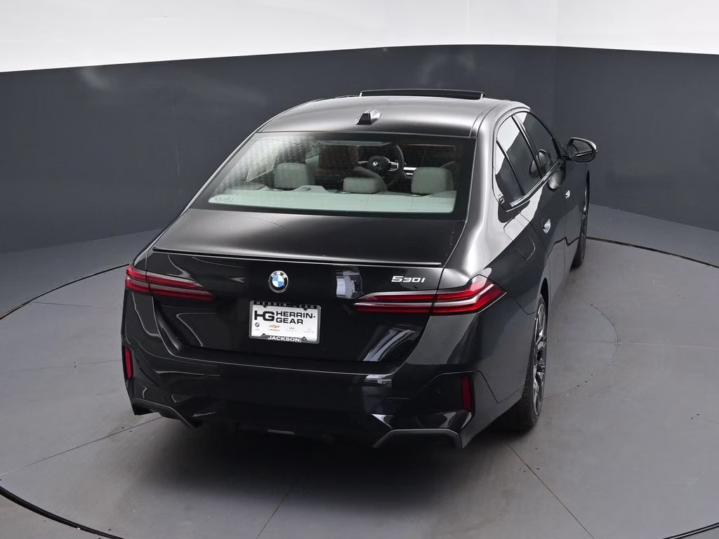 2027 Black Sapphire Metallic BMW 5 Series 530i RWD Sedan