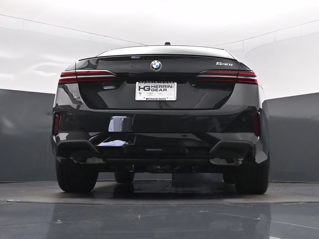 2027 Black Sapphire Metallic BMW 5 Series 530i RWD Sedan