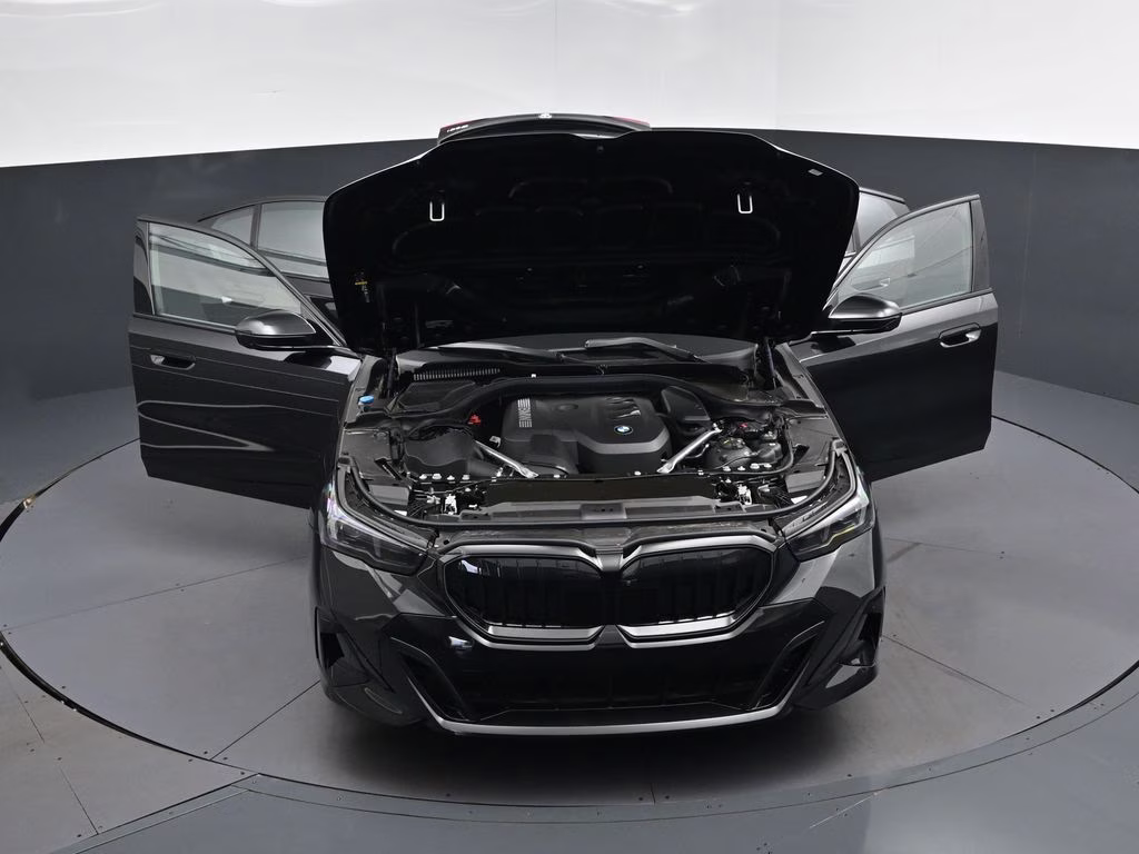 2027 Black Sapphire Metallic BMW 5 Series 530i RWD Sedan