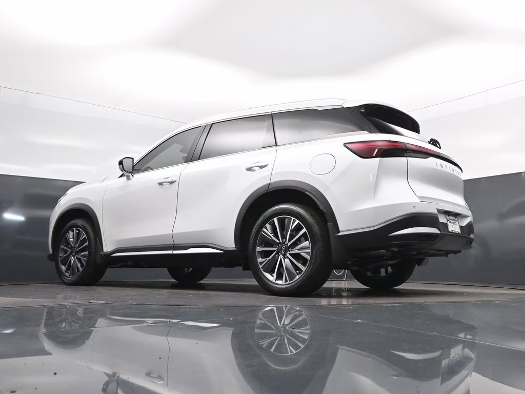 2026 Radiant White INFINITI QX60 LUXE FWD SUV