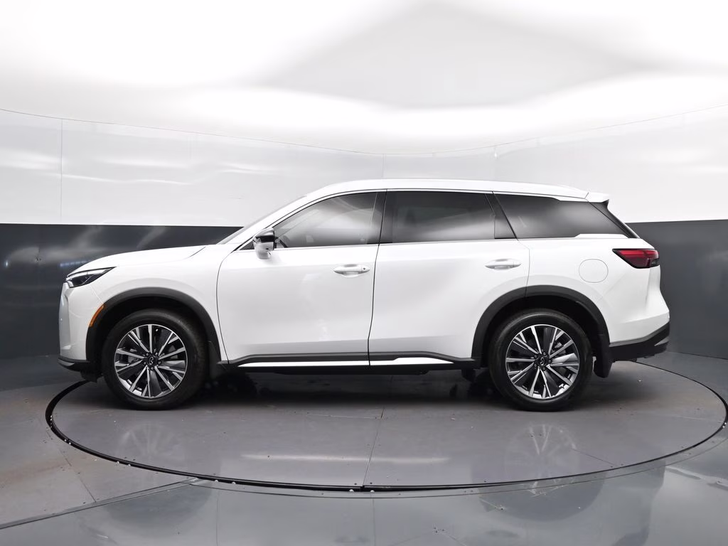 2026 Radiant White INFINITI QX60 LUXE FWD SUV