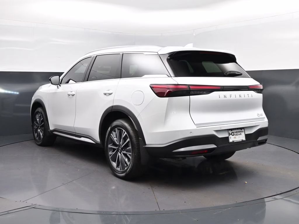 2026 Radiant White INFINITI QX60 LUXE FWD SUV