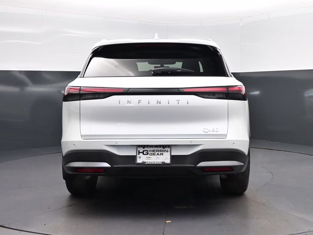 2026 Radiant White INFINITI QX60 LUXE FWD SUV
