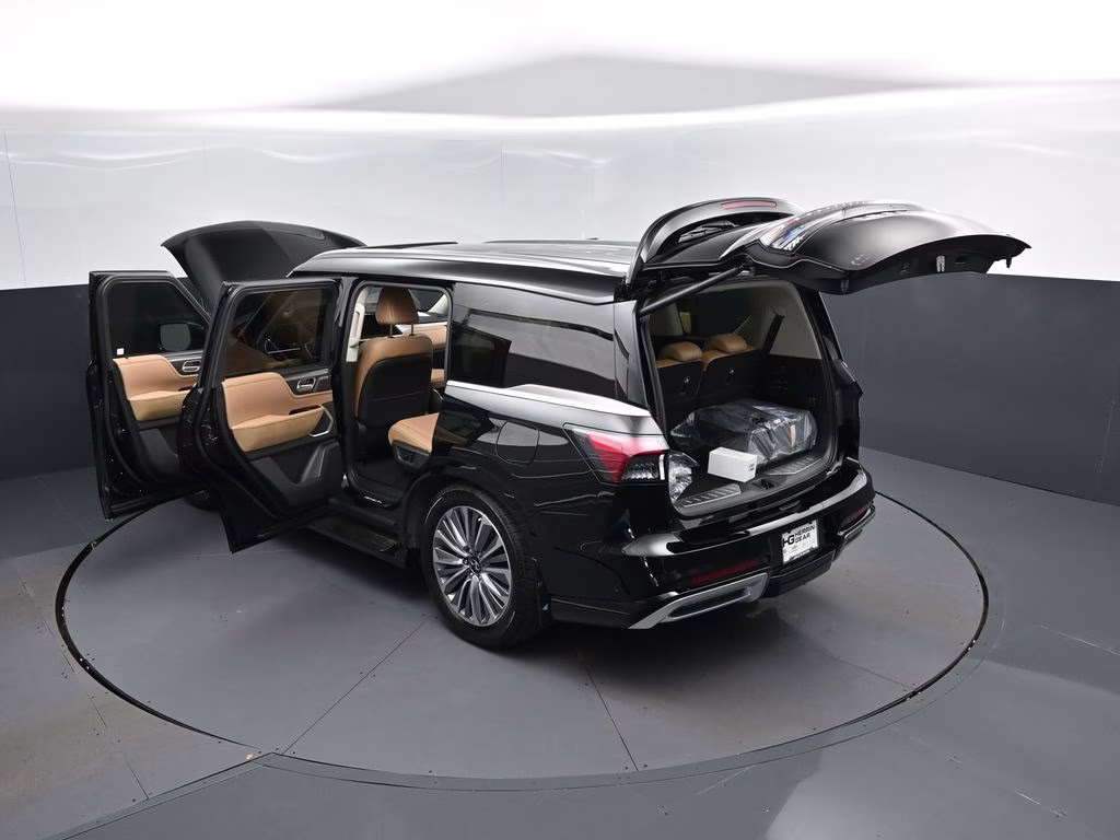 2026 Black Obsidian INFINITI QX80 LUXE 4X4 SUV