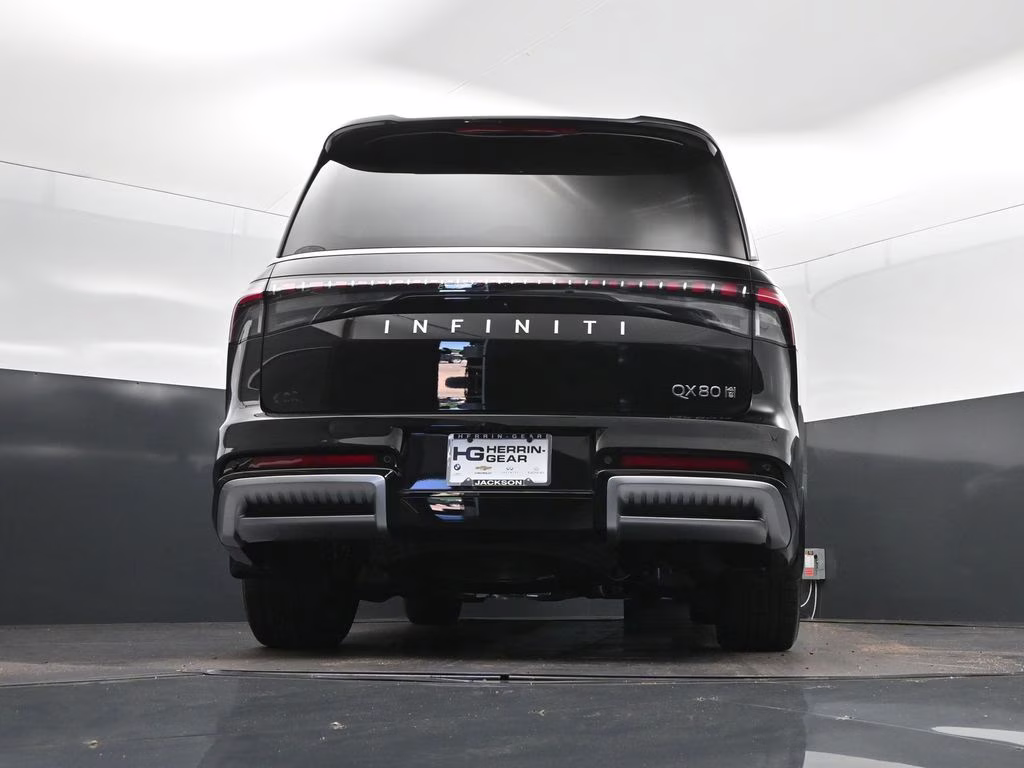 2026 Black Obsidian INFINITI QX80 LUXE 4X4 SUV