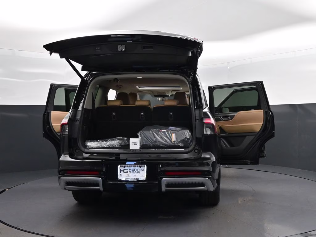 2026 Black Obsidian INFINITI QX80 LUXE 4X4 SUV