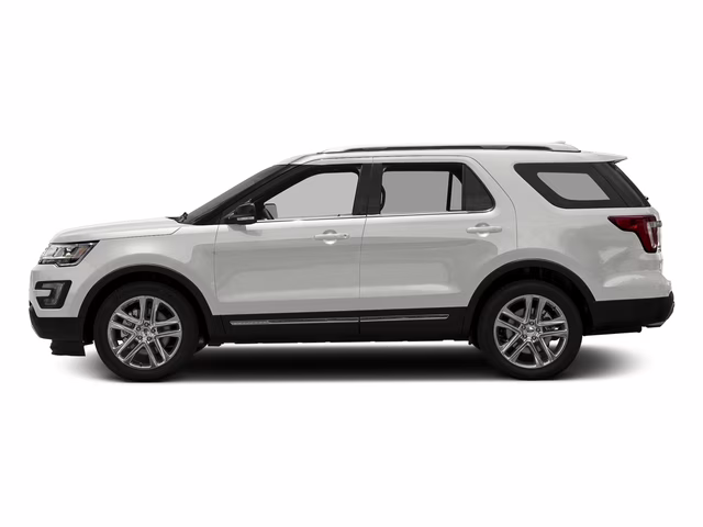 2017 Oxford White Ford Explorer XLT 4X4 SUV