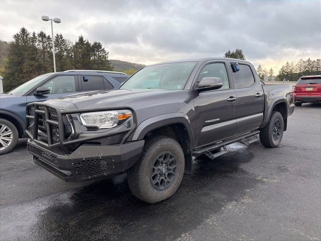 2022 Magnetic Gray Metallic Toyota Tacoma SR5 4X4 Truck