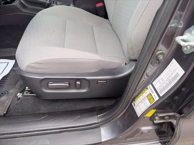 2022 Magnetic Gray Metallic Toyota Tacoma SR5 4X4 Truck