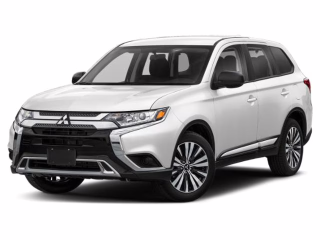 2020 White Mitsubishi Outlander SE 4X4 SUV