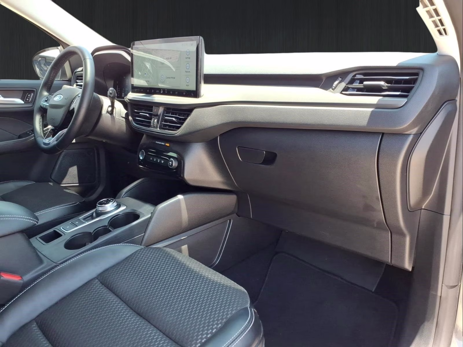 2024 Gray Metallic Ford Escape Plug-In Hybrid Base FWD SUV