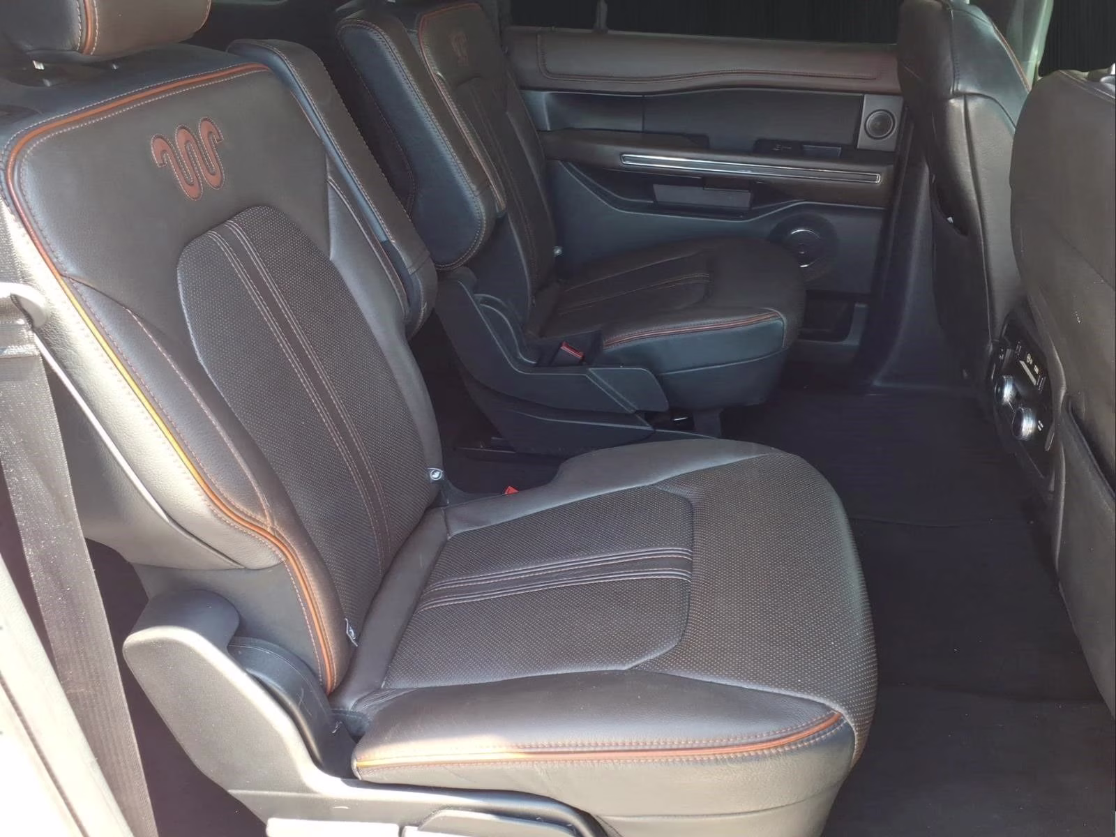 2021 White Metallic Ford Expedition Max King Ranch 4X4 SUV