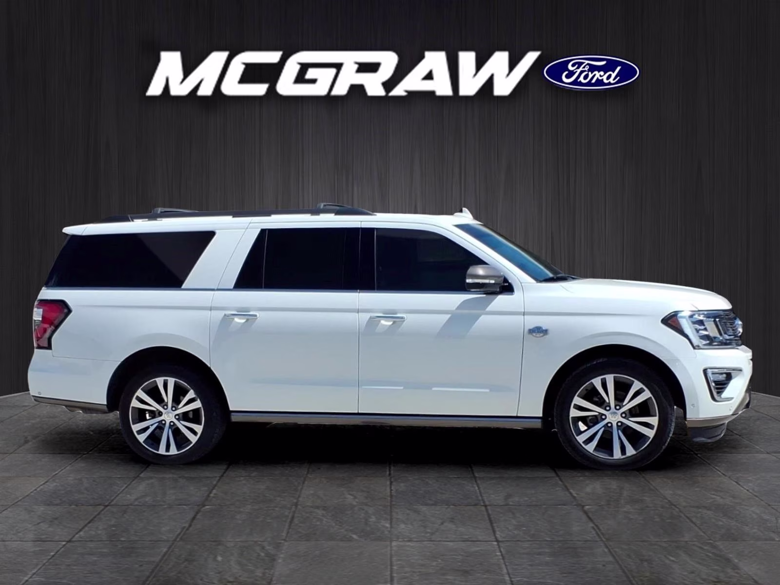 2021 White Metallic Ford Expedition Max King Ranch 4X4 SUV