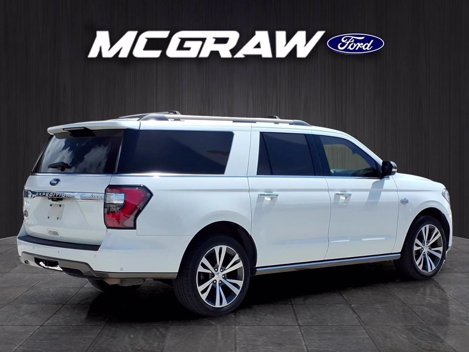 2021 White Metallic Ford Expedition Max King Ranch 4X4 SUV