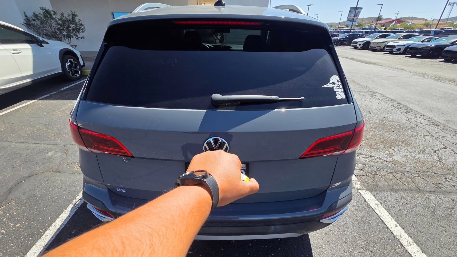 2022 Gray Volkswagen Taos 1.5T SE FWD SUV