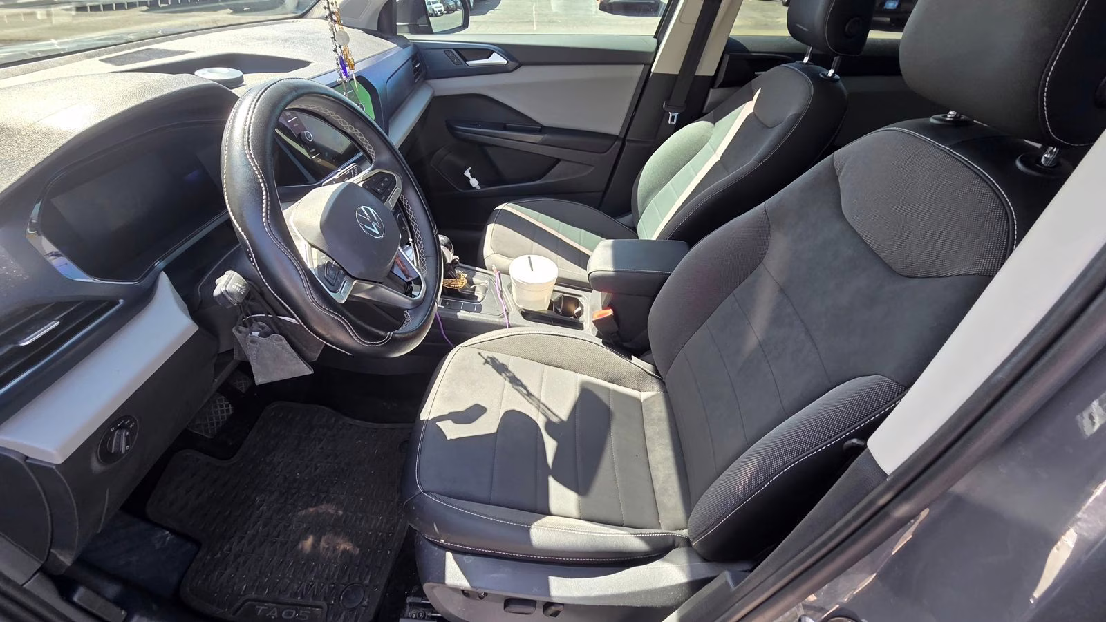 2022 Gray Volkswagen Taos 1.5T SE FWD SUV