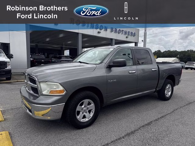2010 RAM 1500 SLT Crew Cab's photo