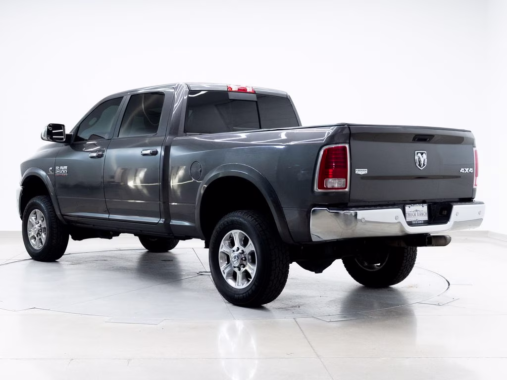 2018 Granite Crystal Metallic Clearcoat Ram 2500 Laramie 4X4 Truck