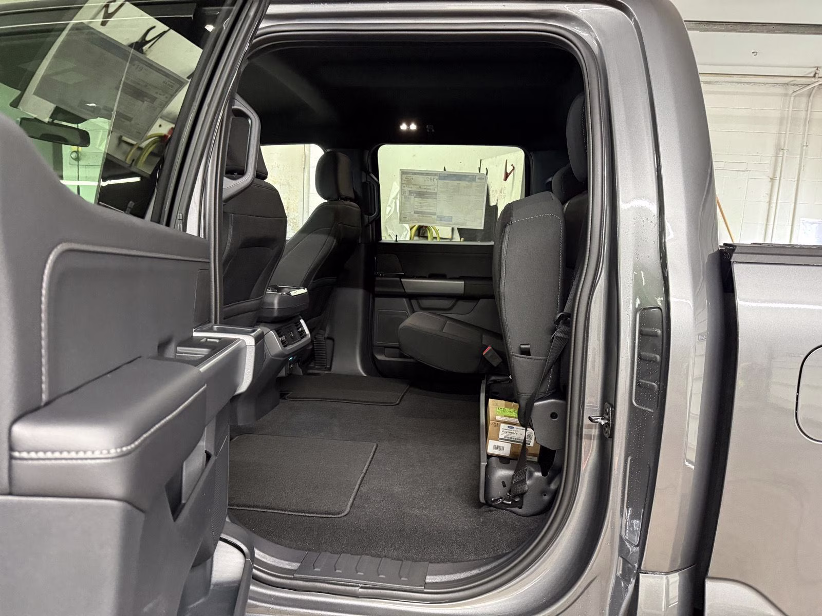 2026 Carbonized Gray Metallic Ford F-150 XLT 4X4 Truck