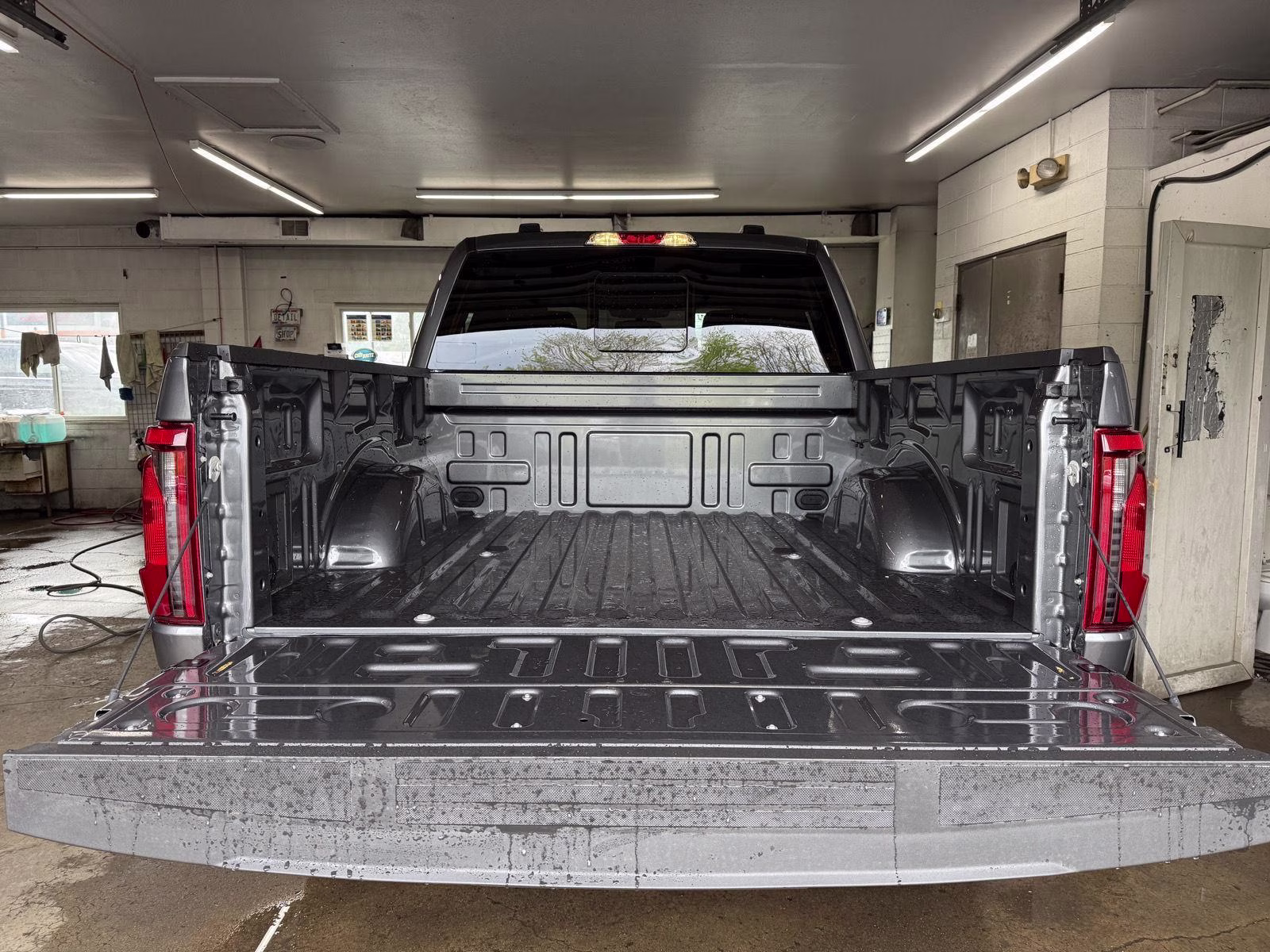 2026 Carbonized Gray Metallic Ford F-150 XLT 4X4 Truck