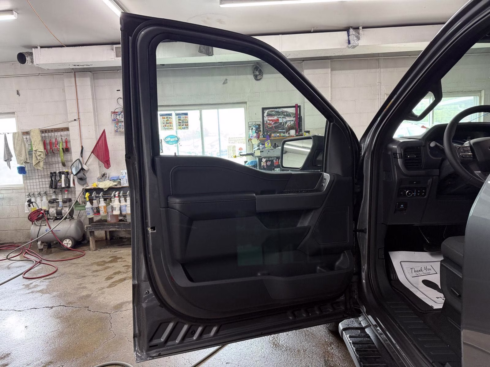 2026 Carbonized Gray Metallic Ford F-150 XLT 4X4 Truck