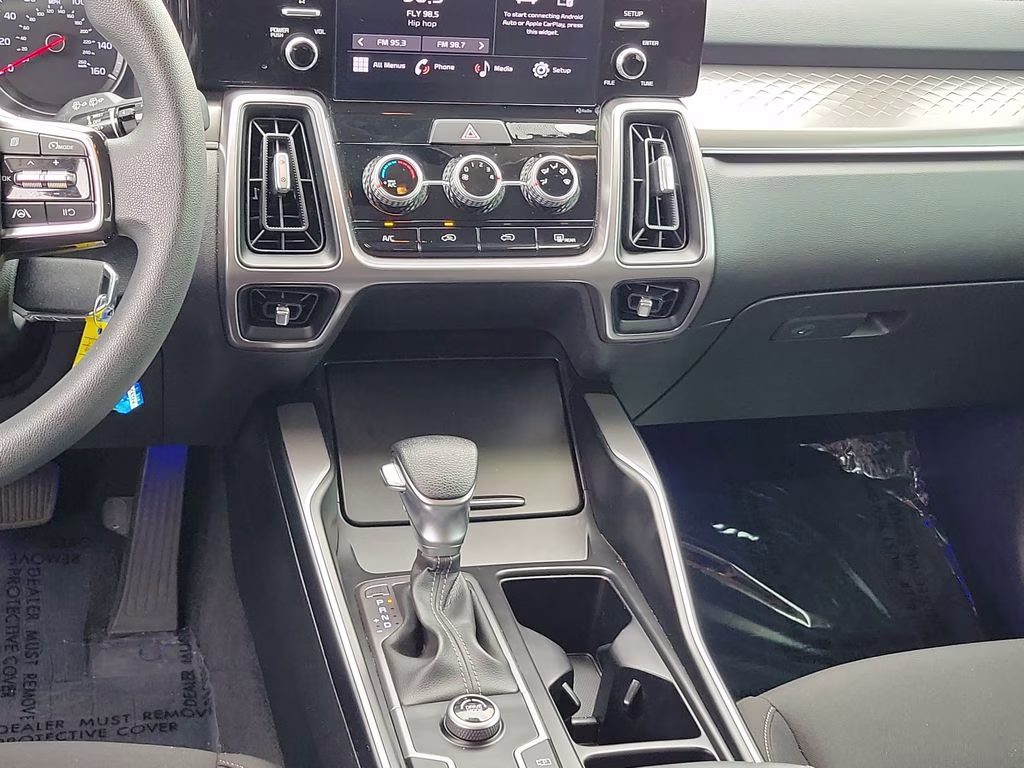 2023 Glacial White Pearl Kia Sorento LX FWD SUV