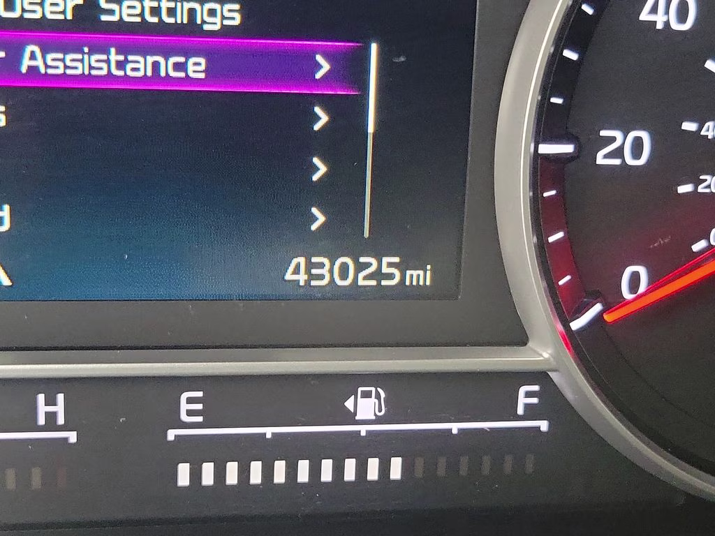 2023 Glacial White Pearl Kia Sorento LX FWD SUV