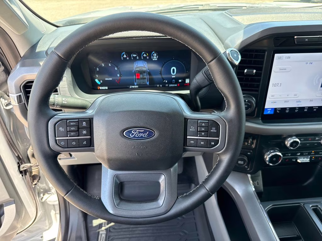 2025 Space White Metallic Ford F-150 XLT 4X4 Truck