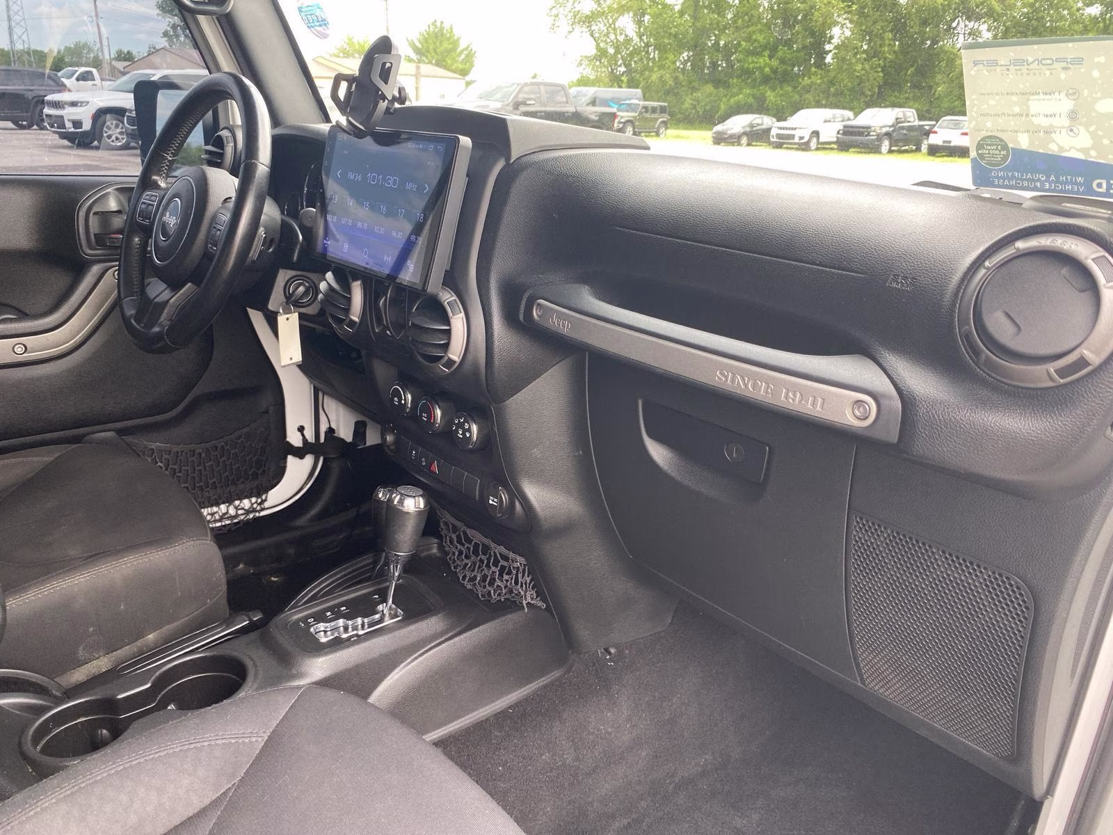 2015 Bright White Clearcoat Jeep Wrangler Sport 4X4 SUV