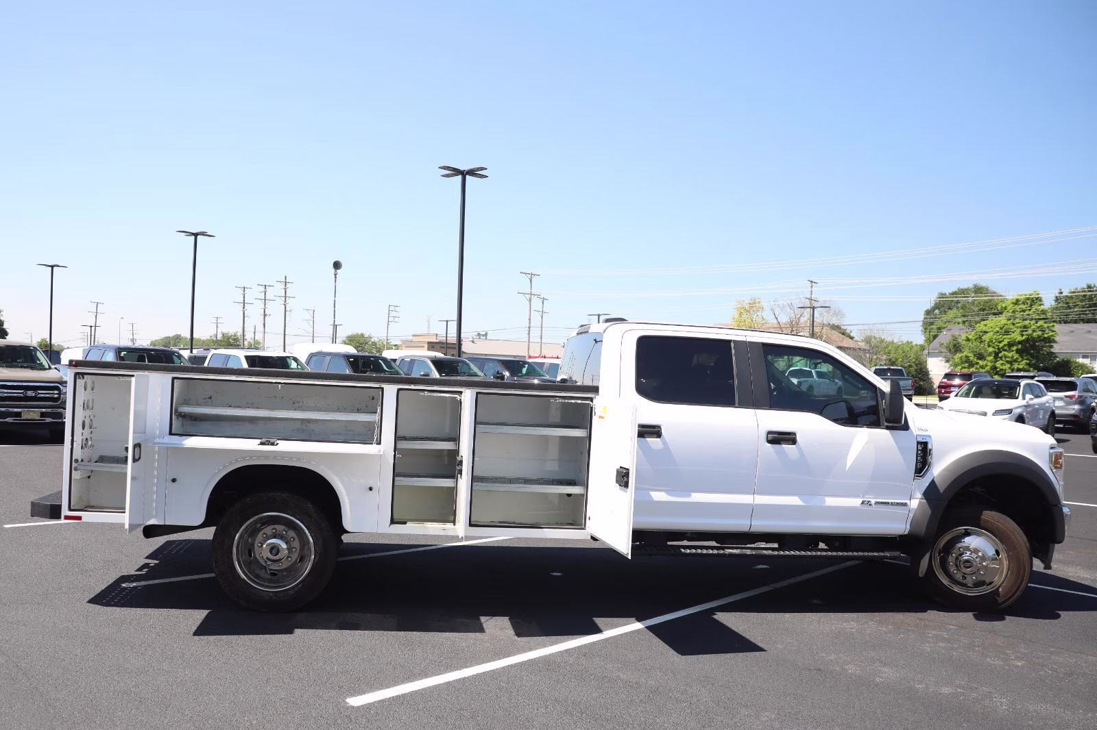 2021 Oxford White Ford Super Duty F-550 DRW XL RWD Truck
