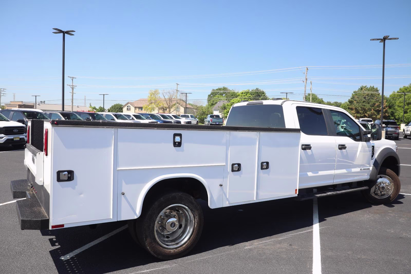 2021 Oxford White Ford Super Duty F-550 DRW XL RWD Truck