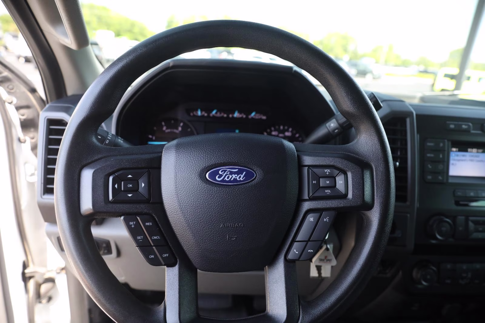 2021 Oxford White Ford Super Duty F-550 DRW XL RWD Truck