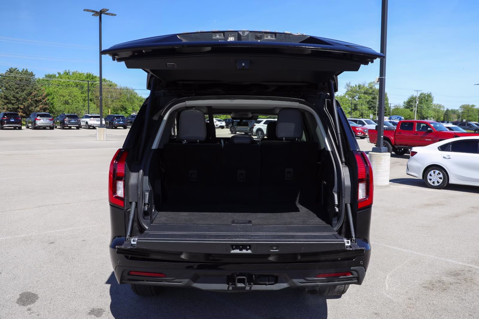 2025 Agate Black Metallic Ford Expedition Active 4X4 SUV