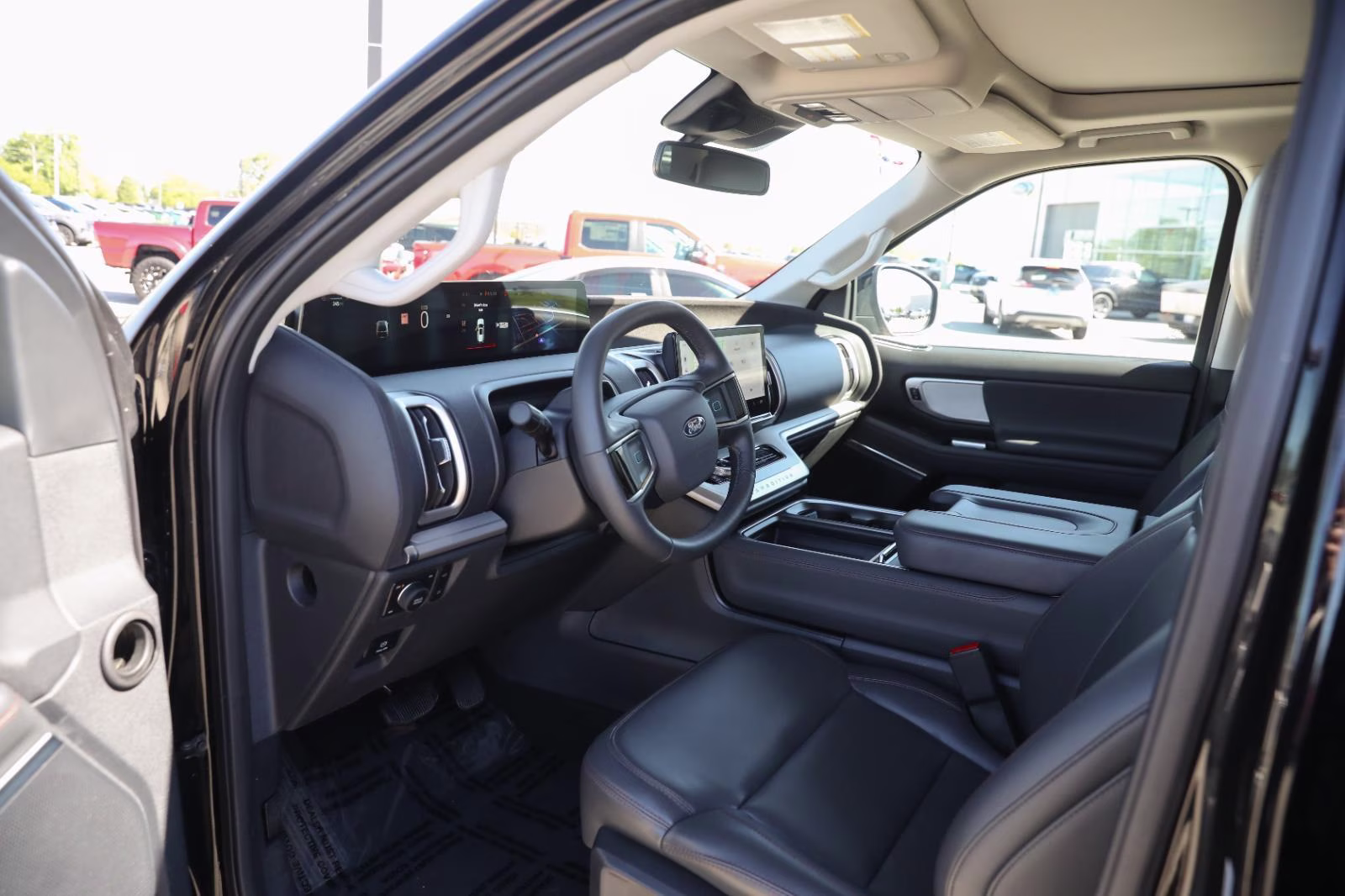 2025 Agate Black Metallic Ford Expedition Active 4X4 SUV
