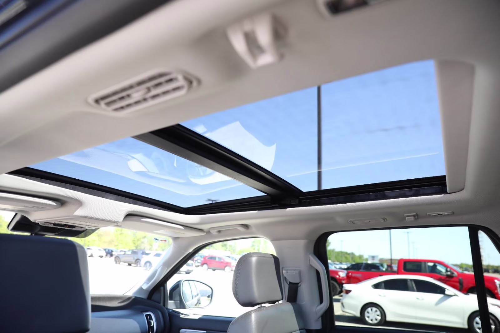 2025 Agate Black Metallic Ford Expedition Active 4X4 SUV