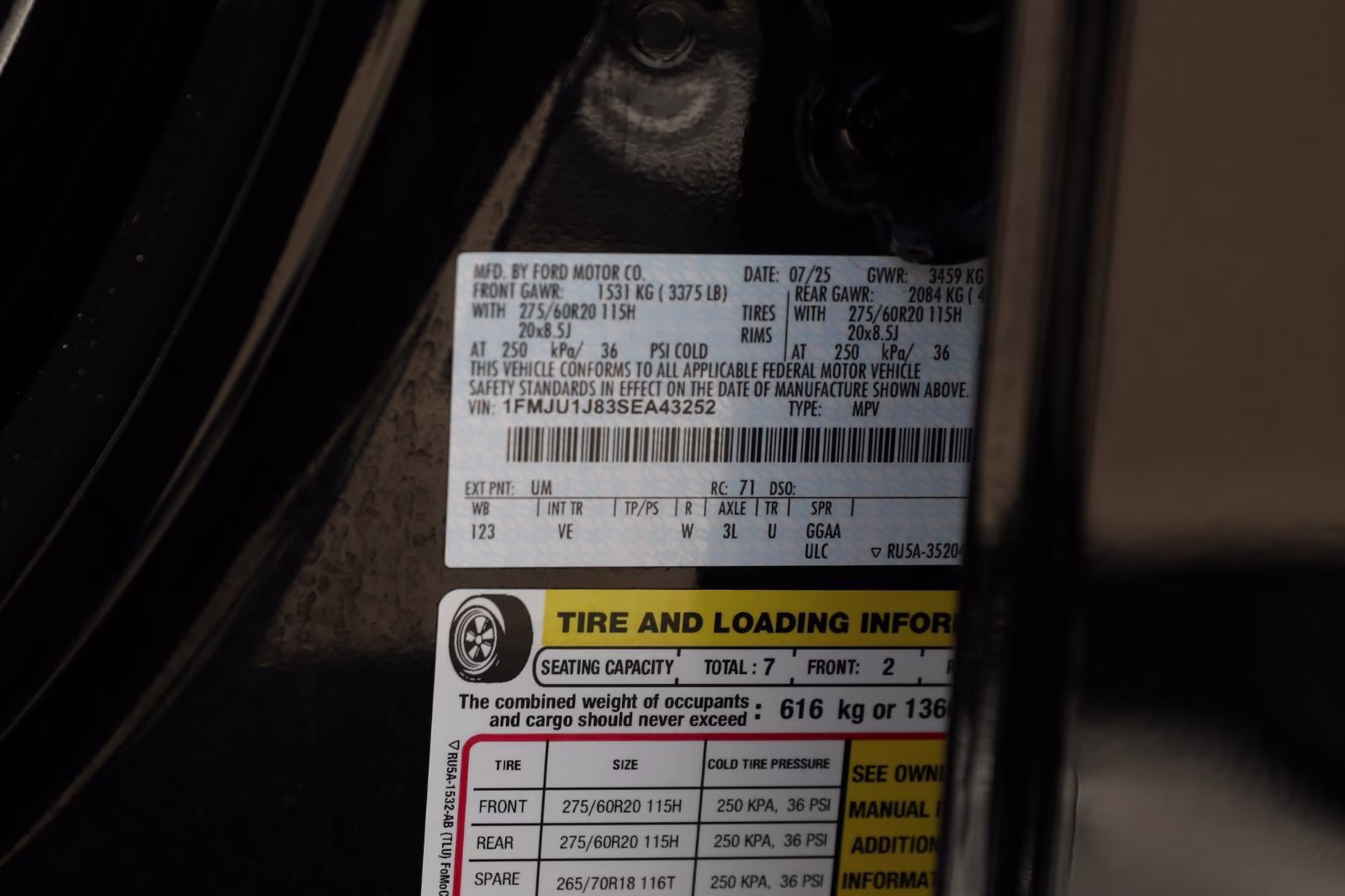 2025 Agate Black Metallic Ford Expedition Active 4X4 SUV