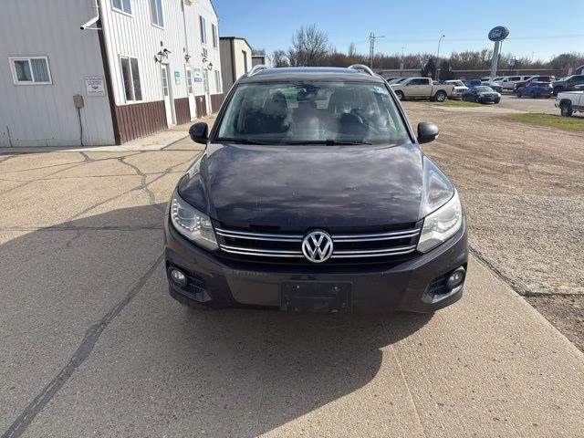 2016 Gray Volkswagen Tiguan SE AWD SUV