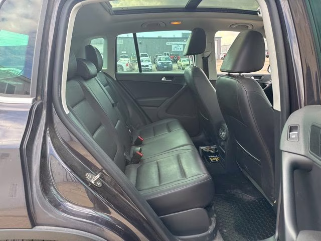 2016 Gray Volkswagen Tiguan SE AWD SUV