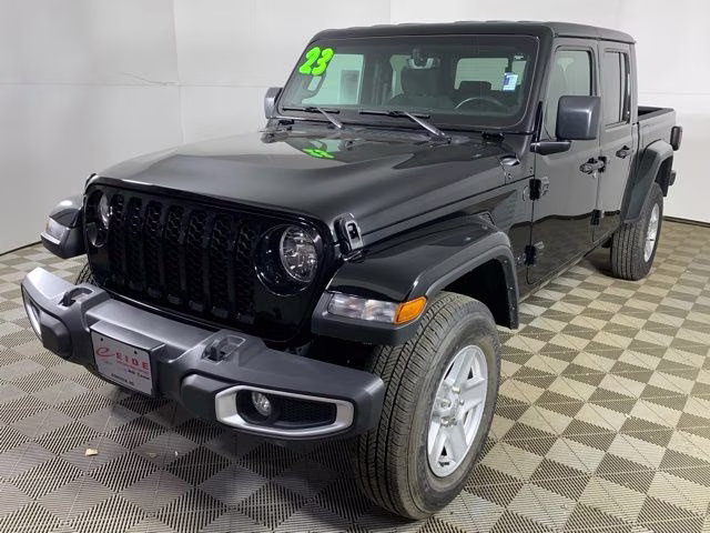 2023 Black Clearcoat Jeep Gladiator Sport S 4X4 Truck