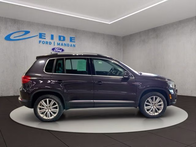 2016 Gray Metallic Volkswagen Tiguan SE AWD SUV
