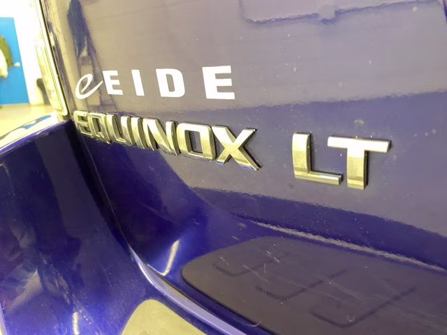 2005 Laser Blue Metallic Chevrolet Equinox LT AWD SUV