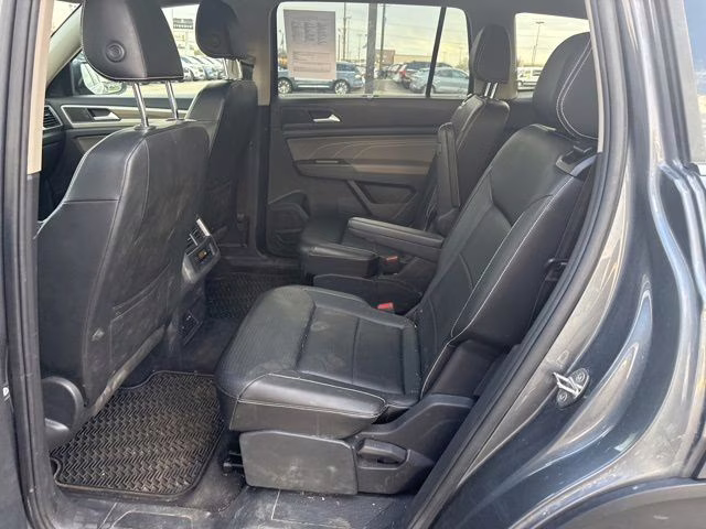 2022 Silver Volkswagen Atlas SEL AWD SUV