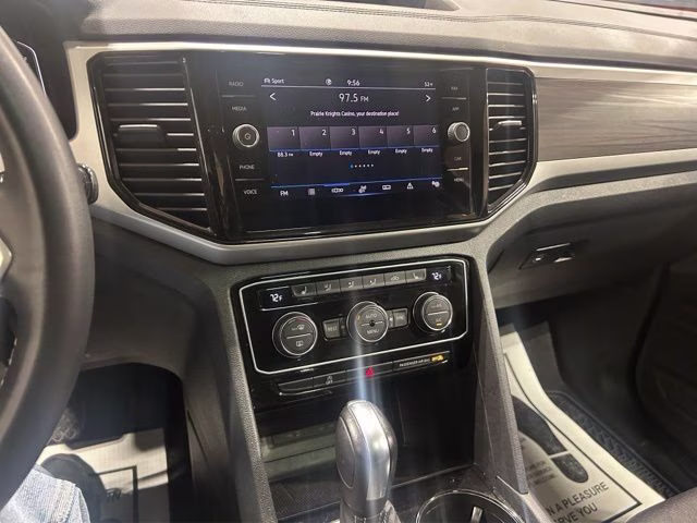 2022 Platinum Gray Metallic Volkswagen Atlas SEL AWD SUV