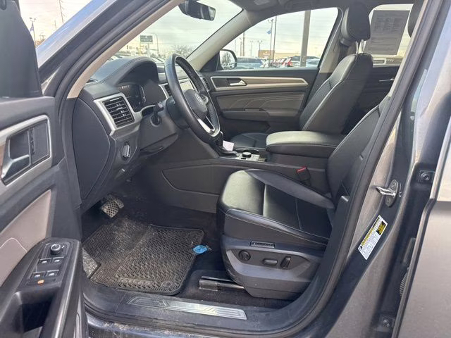 2022 Platinum Gray Metallic Volkswagen Atlas SEL AWD SUV