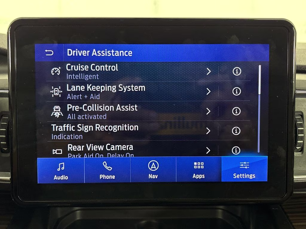 2020 Blue Metallic Ford Explorer Limited RWD SUV