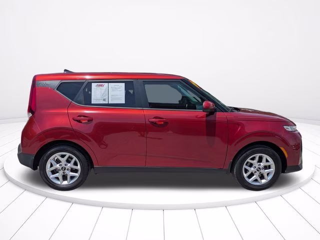 2020 Mars Orange Kia Soul S FWD Hatchback