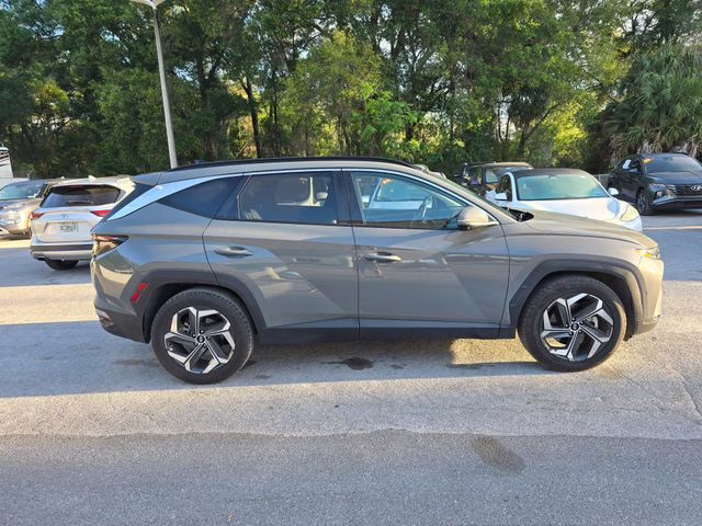 2024 Hampton Gray Hyundai Tucson Limited FWD SUV