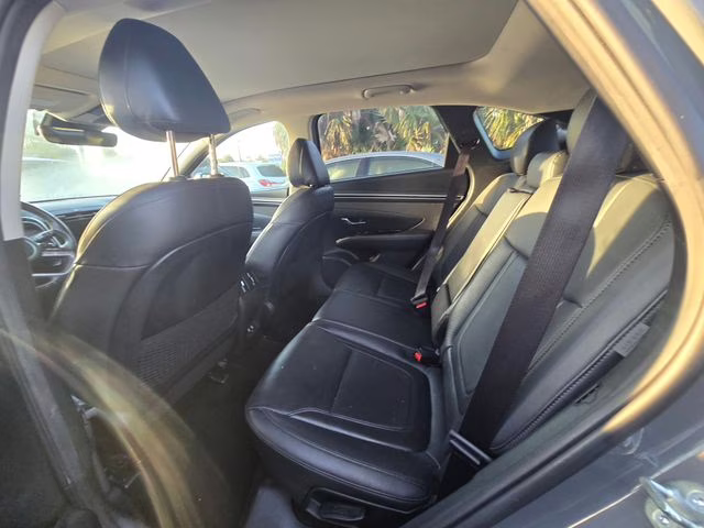 2024 Hampton Gray Hyundai Tucson Limited FWD SUV