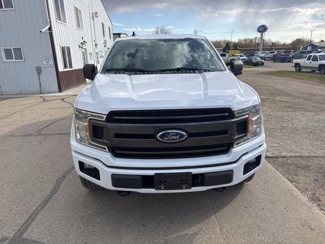 2020 Oxford White Ford F-150 XLT 4X4 Truck