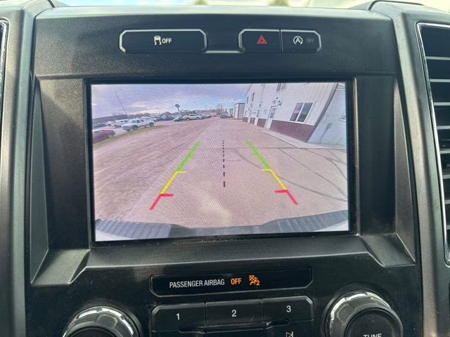 2020 Oxford White Ford F-150 XLT 4X4 Truck